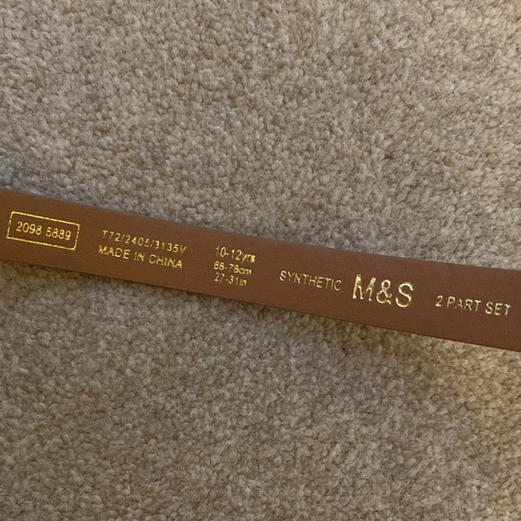 Rose gold tween belt with removable pouch. Girls size 10-12 - Picture 3 of 7